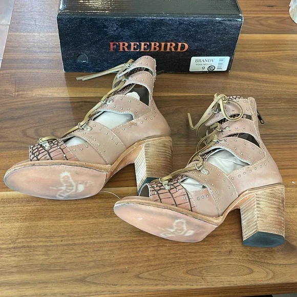 Freebird Brandy Pink Croc Multi size 9, worn once - Picture 5 of 8